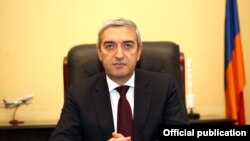Министр транспорта, связи и информационных технологий Армении Ваган Мартиросян