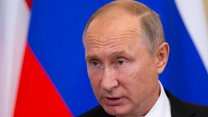 Путин экстремизм турындагы маддәне йомшартырга тәкъдим итте