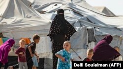 Дети в лагере Аль-Хол, иллюстративное фото