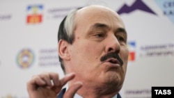 Daghestan leader Ramazan Abdulatipov said candidates should refrain from trying to reap political dividends by leveling unfounded accusations at the authorities, and he made clear his disapproval of those political forces that, even though they purportedly lack popular support, seek "to undermine the legitimacy of the election campaign by criticizing the authorities' undemocratic approach." 