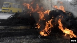 Ukraine Protests Spread Beyond Capital