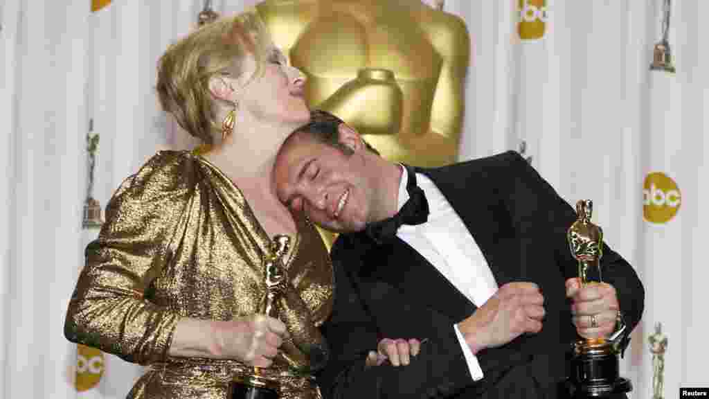 Meryl Streep, Best Actress winner for &quot;The Iron Lady,&quot; and French actor Jean Dujardin, Best Actor winner for &quot;The Artist,&quot; pose backstage at the 84th Academy Awards in Hollywood on February 26. (Reuters/Mike Blake)