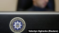Увечері 15 лютого про перебої в роботі через кібератаку повідомили Міністерство оборони, Збройні сили України, «Приватбанк», «Ощадбанк»