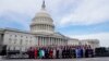 Новоизбранные члены Конгресса на фоне Капитолия. 2018 год