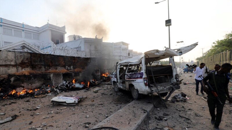 Tetë njerëz të vrarë nga sulmi vetëvrasës në kryeqytetin e Somalisë