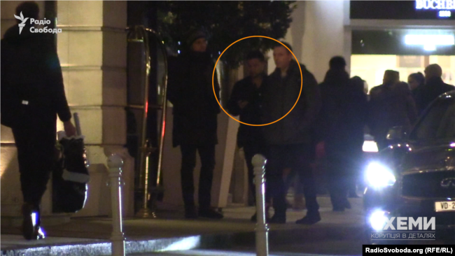 Торік шоумен Володимир Зеленський прибув до Женеви на день народження Коломойського Торік шоумен Володимир Зеленський прибув до Женеви на день народження Коломойського