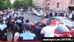 Armenia - Activists are holding a protest in Republic Square in Yerevan, 27Jul, 2015