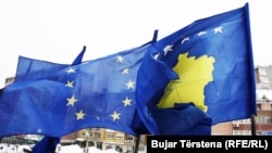 Flamuri i BE-së dhe i Kosovës