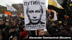 The ways Russian protesters can get together has dwindled in recent years. 