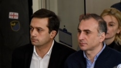ლევან იოსელიანი (მარცხნივ) და ალეკო ელისაშვილი პარლამენტში 2020 წლის საპარლამენტო არჩევნების შემდეგ