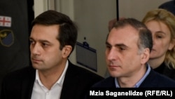 ფოტო არქივიდან: ლევან იოსელიანი (მარცხნივ) და ალეკო ელისაშვილი