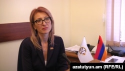 Депутат оппозиционной фракции «Елк» Мана Тандилян, Ереван, 7 ноября 2017 г. 