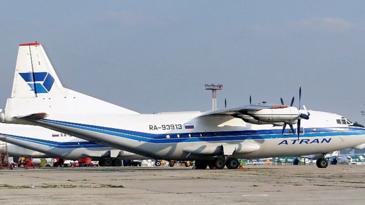 Samolet Novosibirskogo Aviacionnogo Instituta Sel V Permi Iz Za Otkaza Dvigatelya