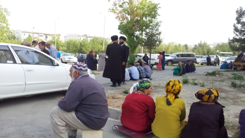 'Umra zyýaratyny' hödürleýän bildirişlerden aldanýan köpelýär