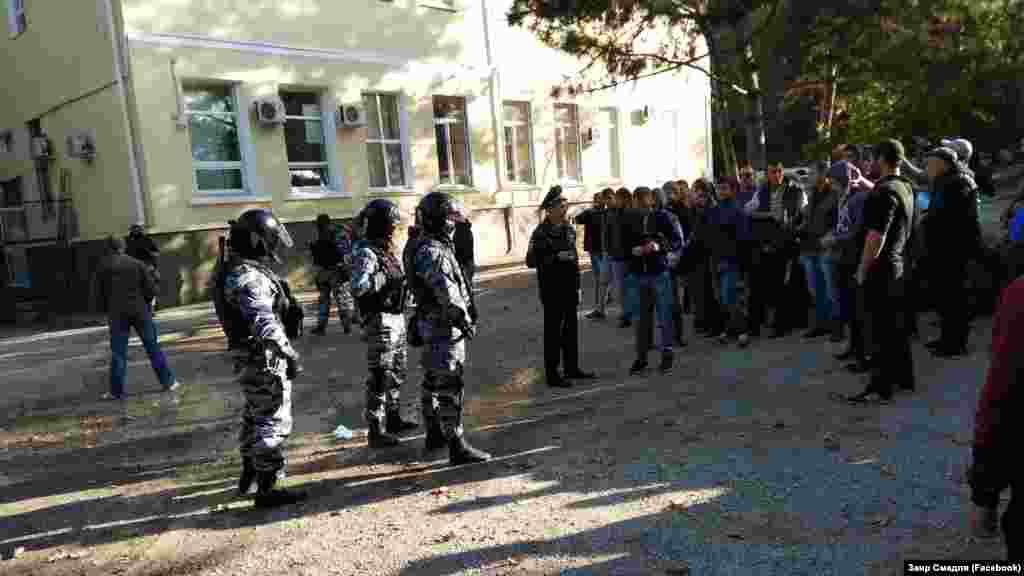 Судове засідання щодо затриманих у Бахчисараї кримських татар, 14 жовтня 2017 року