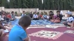 "Сирияға кеткен қазақтар" туралы 2013 жылы күзде интернетте тараған видеодағы балалар.