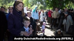 Учасники акції під Верховною Радою проти законопроектів про релігійні організації