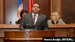 Vladimir Đukanović, poslanik vladajuće Srpske napredne stranke, pozvao je medije da u slučaju Dijane Hrkalović poštuju pretpostavku nevinosti.
