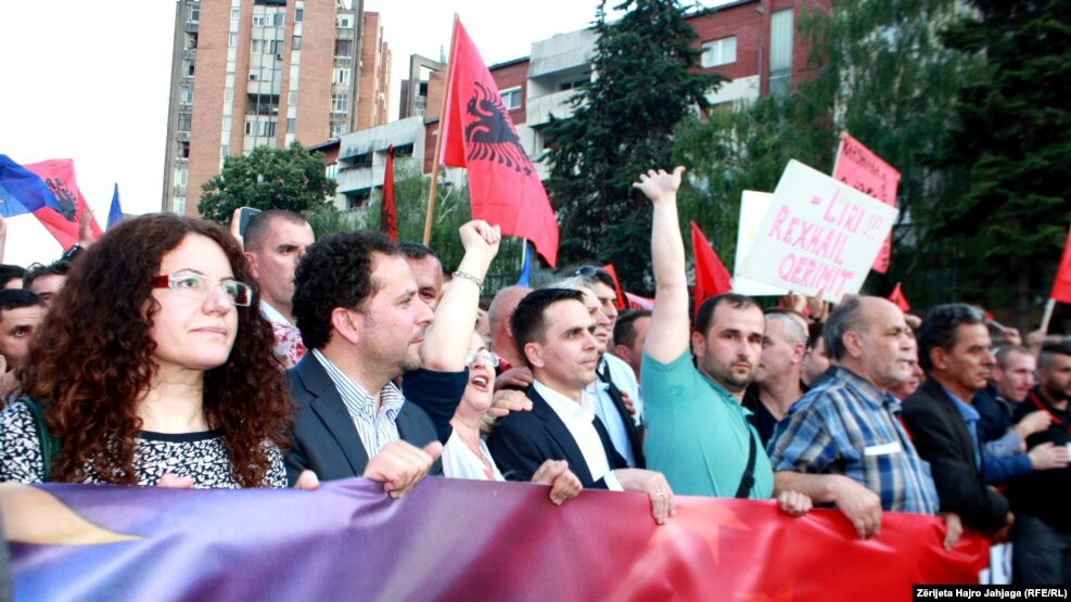 Protesta e shqiptarëve në Shkup, 9 Maj 2016