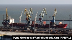 Порт Мариуполь на Азовском море. Архивное фото.