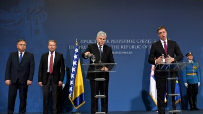 Članovi bh. Predsjedništva Mladen Ivanić i Bakir Izetbegović i predsjedavajući Dragan Čović na konferenciji za medije sa predsjednikom Aleksandrom Vučićem