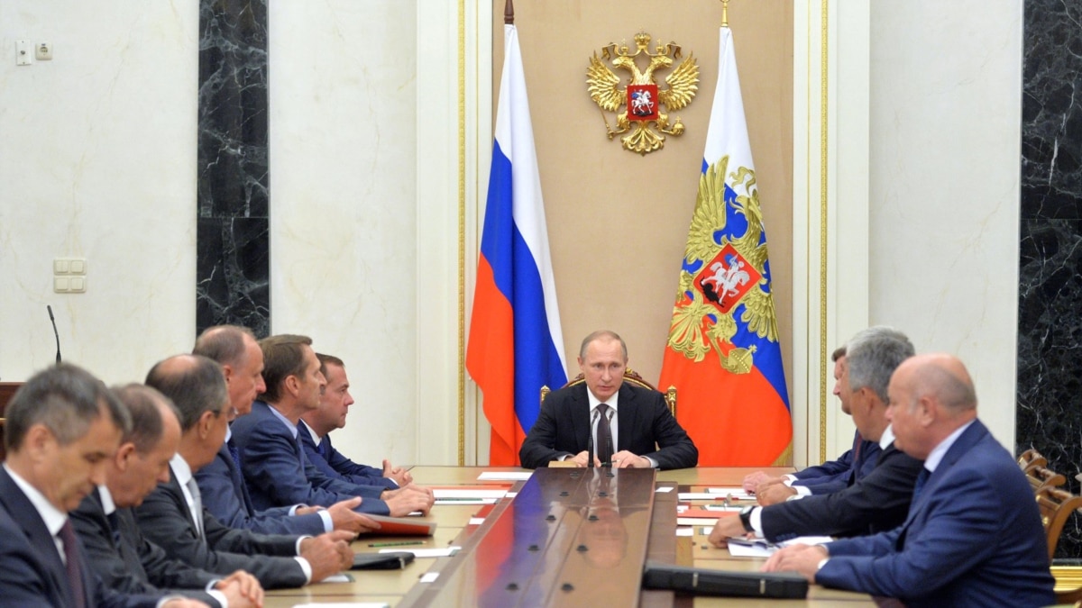 "Медуза" рассказала о подготовке Советом безопасности списка иноагентов и нежелательных организацией - Vimarsana News
