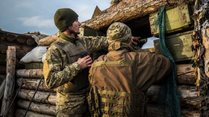   Двајца украински војници убиени во конфликтната зона