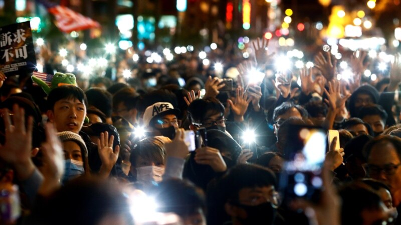 В Гонконге снова митингуют