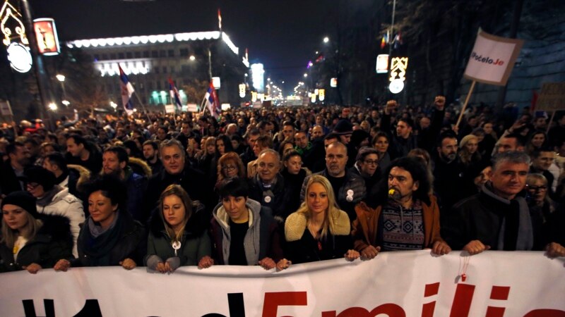 Organizatori protesta traže od Vučića da smeni Stefanovića