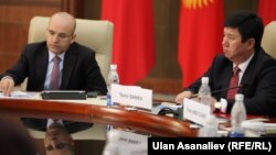 Переговоры между турецкой и кыргызской делегациями, Бишкек. 10 апреля 2013 года.
