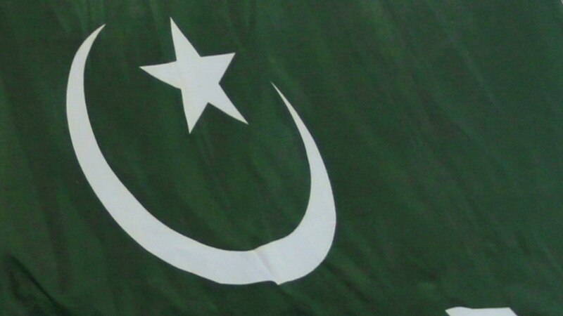 پاکستان کې له یو شمېر پاکستاني خبریالانو او ویب‌پاڼو لیکونکو څېړنې پیل شوي
