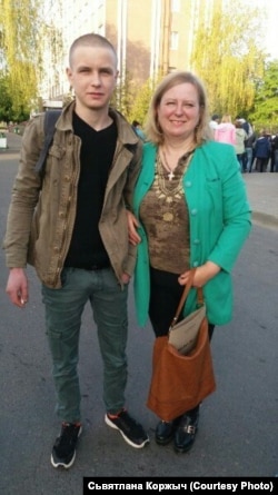 Олександр Коржич з матір’ю