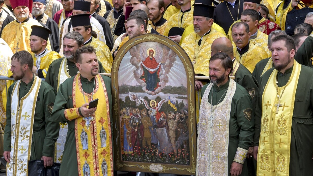 Экзархи: вопрос об автокефалии Украинской церкви "уже решен"