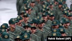 Вартавыя ісламскай рэвалюцыі святкуюць 40-годдзе іранскай рэвалюцыі. Архіўнае фота