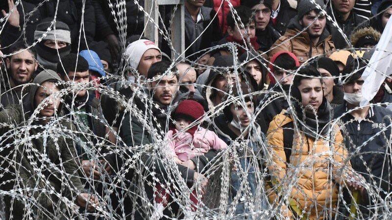 Vendet e BE-së pajtohen për t'i ashpërsuar rregullat për azil