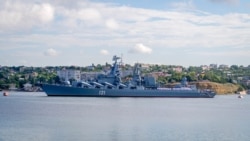 Российский военный корабль в Севастополе