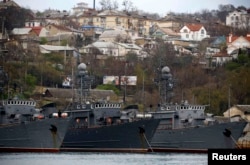 Российские военные корабли в Севастополе