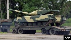 Транспортировка танков армии Украины в зону АТО. Окрестности Харькова, 22 июля