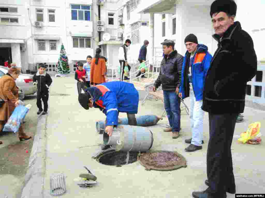 Bu waka geçen ýylyň 30-njy dekabryndan 31-nji dekabryna geçilýän gije boldy.