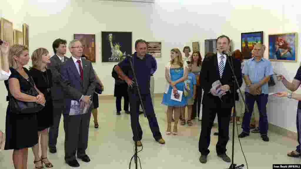 Ambasador SAD u Srbiji Džon Kirbi otvara izložbu &quot;Amerika - srpski slikari Americi&quot;