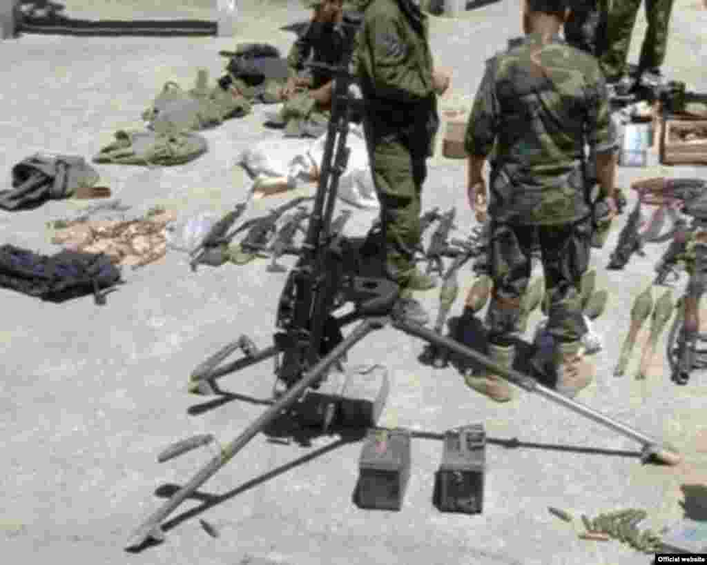 Добровольная сдача оружия в Хороге, 31 июля