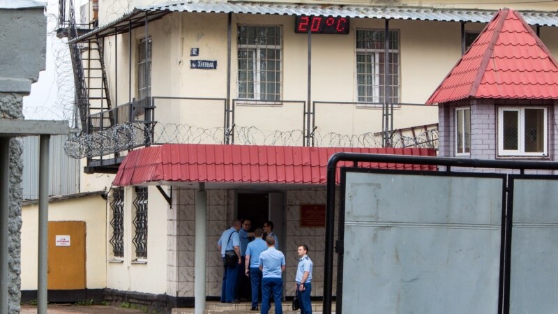 Россия: в Челябинске четырех работников колонии посадили за пытки