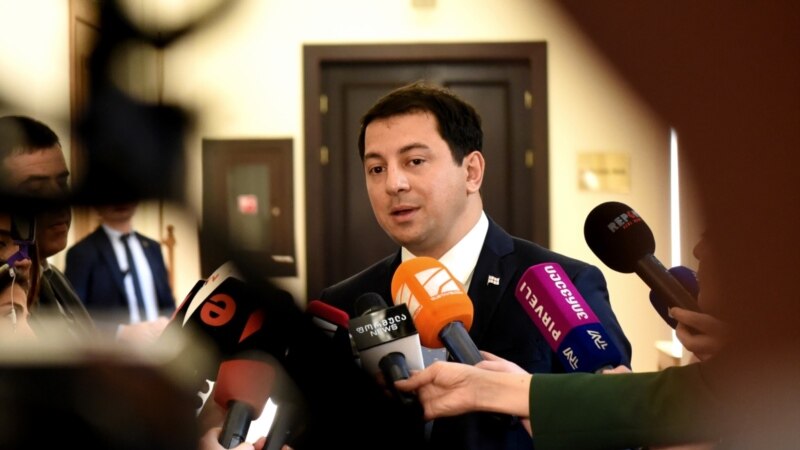 Арчил Талаквадзе призвал сограждан вернуться к мирным формам собраний