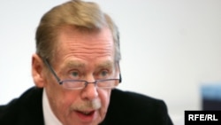 Former Czech President Vaclav Havel advises protesters "not to fall prey to skepticism if they do not achieve immediate results in spite of their efforts."