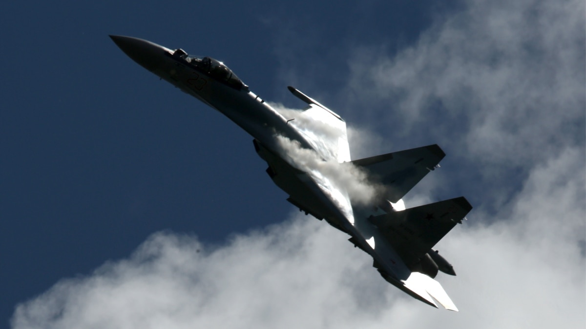 Russian Jet Intercepts Polish Plane Over The Black Sea