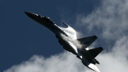 Руски изтребител Су 35 e прeхванал над Черно море самолет на