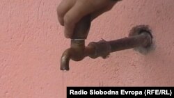 Macedonia -- A lack of water, Tetovo, 16Feb2012