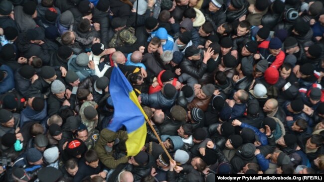 Столкновение во время митинга 26 февраля 2014 года в Симферополе