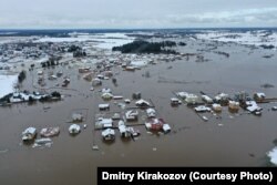Поселок "Сосновый берег" под Вологдой