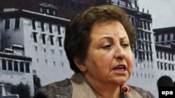 Iranian rights activist Shirin Ebadi won the Nobel Peace Prize in 2003 (file photo)